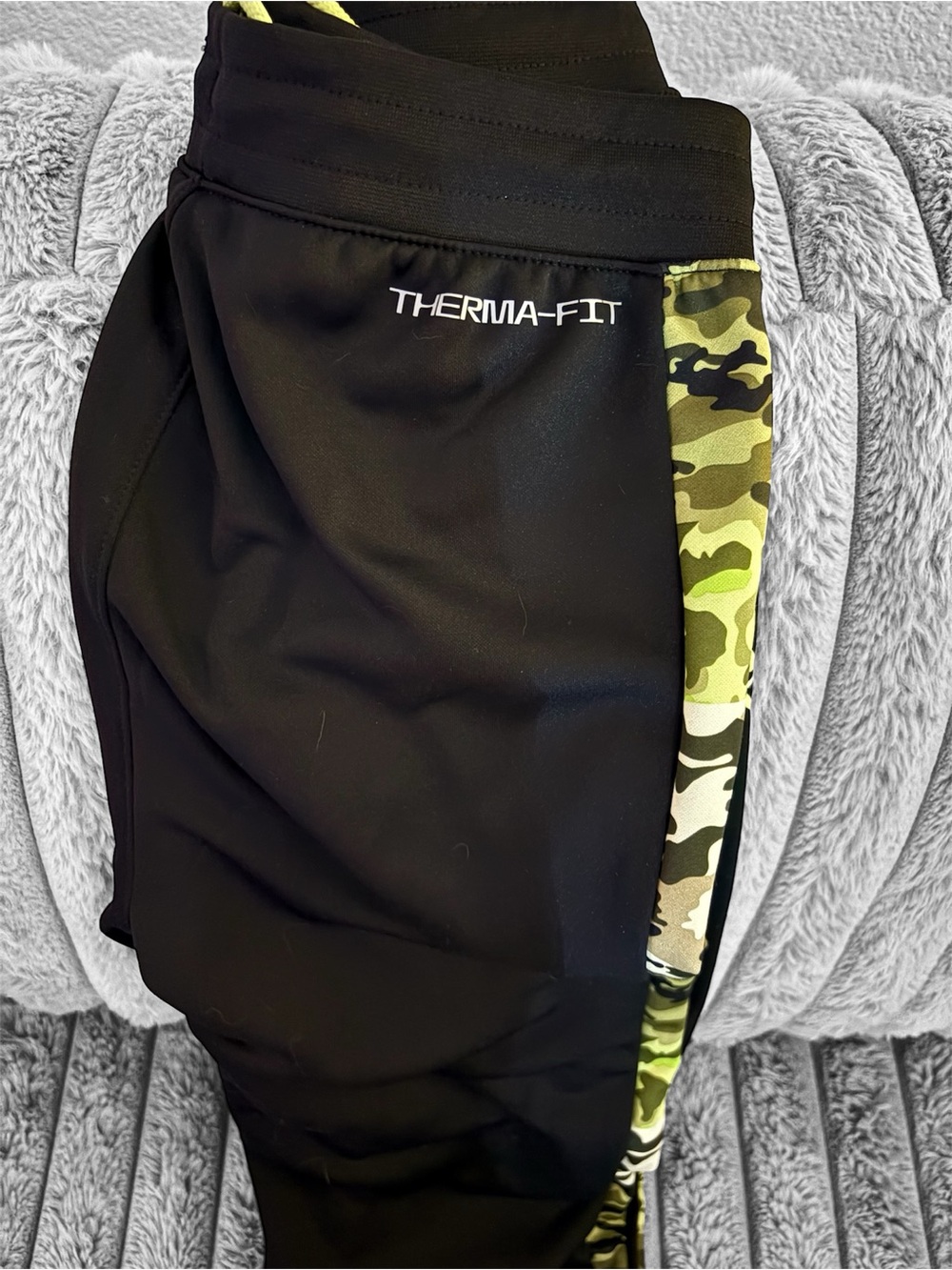 Nike BoysTherma-FIT Black Jogger Pants with Green Camo Trim (XL)
